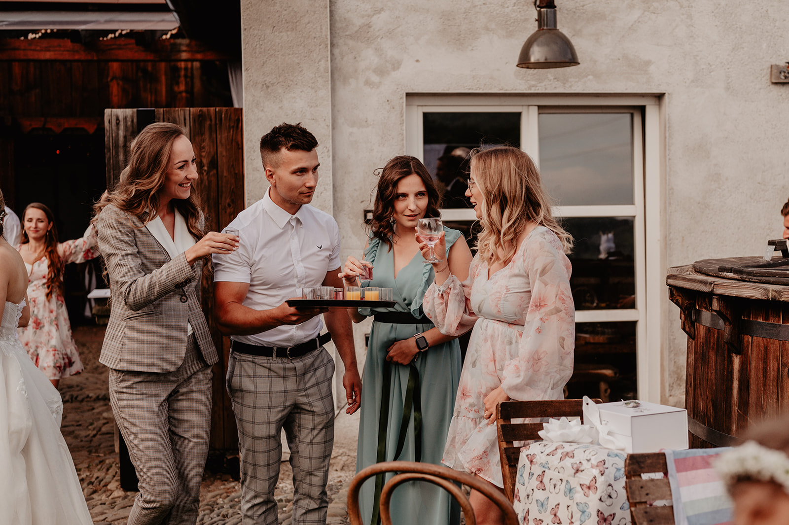 svatba-villa-603-gender-reveal